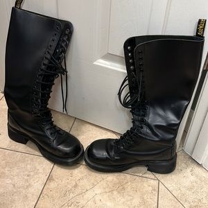 Dr. Martens 20 eye boots - 8